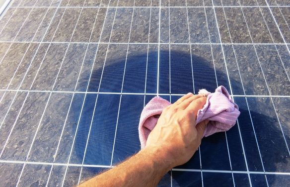 Mantenimiento de placas solares